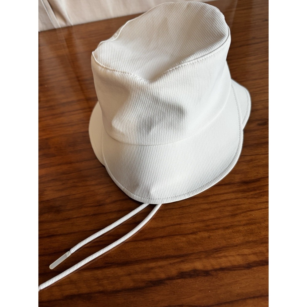 Lululemon Wide-Brim Bucket Hat with Strap Reversible White LW9DI9S XS/S